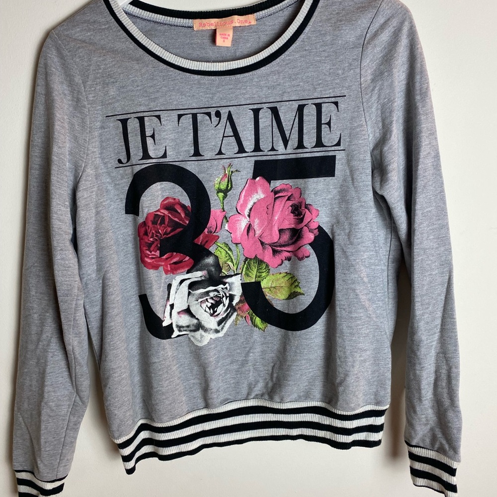Rebellious One Lightweight Sweatshirt Size small